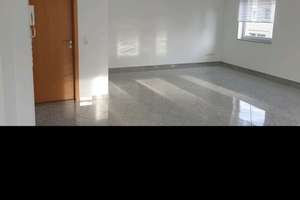  Gepflegtes, lichtdurchflutetes Reiheneckhaus mit Terrasse, Garage & separatem Apartment – Mönnigstraße 1a, 50737 Longerich, Köln – Vorschaubild 3