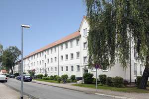 Klein aber fein - 1,5-Zimmer-Wohnung mit Tageslichtbad und Balkon – Sollingstr. 6, 30419 Stöcken, Hannover – Vorschaubild 1