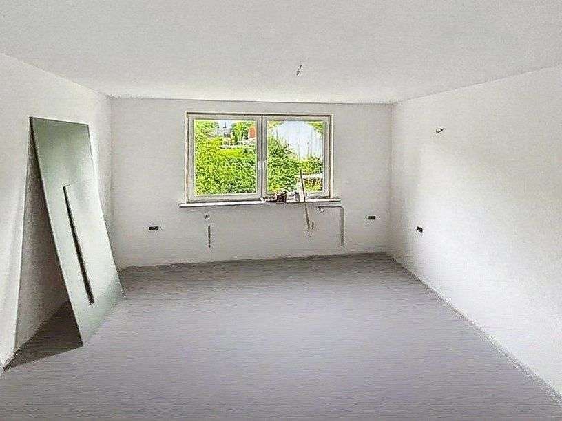 Immobilie in Immenhausen - Zweifamilienhaus mit Garage in Immenhausen - Bild 0