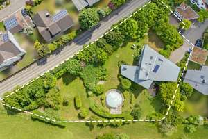 Pure Exklusivität! Einzigartige Architektenvilla mit atemberaubendem Weitblick, Parkgarten & Pool – Die vollständige Adresse der Immobilie erhältst du vom Anbieter., 91077 Neunkirchen am Brand – Vorschaubild 7