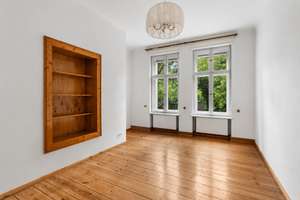 Charaktervolle Altbauwohnung mit Wintergarten, hohen Decken und Gartenmitbenutzung – 14943 Luckenwalde – Vorschaubild 3