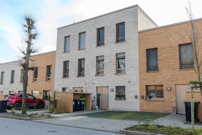 * 4 Schlz % 2 Bad* Passivhaus in zentraler Lage von Emmerich am Rhein