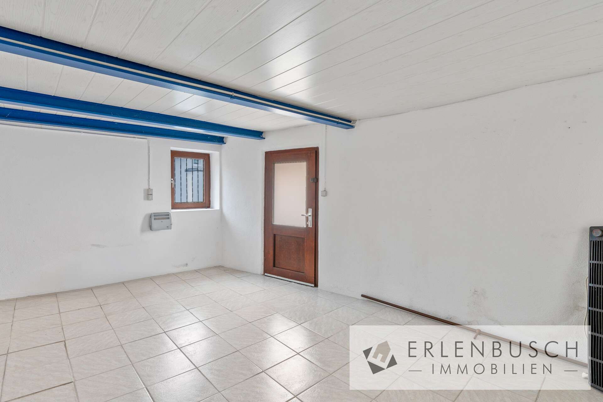 Immobilie in Remshalden - Vielseitig nutzbare 3-Zimmer-Wohnung mit Balkon und Einzelgarage - Bild 0