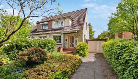 Bild von Charmante Doppelhaushälfte mit großem Garten und viel Potenzial in sonniger Lage
