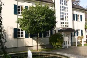 Ruhige und helle 1-Zimmer-Wohnung mit Süd-West-Balkon in Dresden-Laubegast