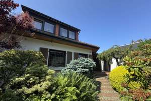 Vielseitige Wohnhaus mit unverwechselbaren Charakter – Hier sind Sie Zuhause! – Lonauer Str. 93, 37412 Herzberg am Harz – Vorschaubild 1