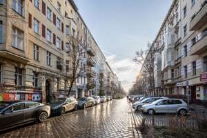 Modernisierte 4-Zimmer-Altbau-Wohnung im Graefekiez mit zwei Bädern, Aufzug und Balkon – Graefestraße 80, 10967 Kreuzberg, Berlin – Vorschaubild 17