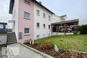 Platz für Ihre Wohnträume! Vielseitiges Haus mit großem Grundstück! – Heilbronn (Kreis) – Vorschaubild 1