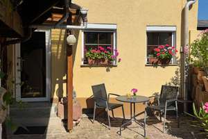 Charmantes Rückzugsdomizil–Kleines Haus mit großer Atmosphäre im Herzen von Endingen am Kaiserstuhl – Die vollständige Adresse der Immobilie erhältst du vom Anbieter., 79346 Endingen am Kaiserstuhl – Vorschaubild 15