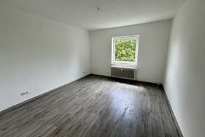 Wohntraum mit Blick ins Grüne – Moderne 3-Zimmer-Wohnung im Bodenbacher Ring! – Bodenbacher Ring 97, 38229 Gebhardshagen, Salzgitter – Vorschaubild 3