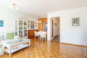Gepflegtes Reihenmittelhaus mit nahezu uneinsehbarem Garten und Tiefgaragen-Einzelstellplatz – Die vollständige Adresse der Immobilie erhältst du vom Anbieter., 81929 Englschalking, München – Vorschaubild 12