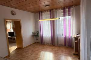Einfamilienhaus mit Garten und Garage in zentraler Lage von Heusweiler – Die vollständige Adresse der Immobilie erhältst du vom Anbieter., 66265 Heusweiler – Vorschaubild 4
