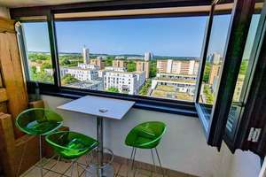 sehr schöne möbilierte 3-Zimmer-Wohnung mit Balkon in Stuttgart-Fasanenhof