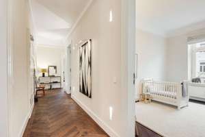 Elegant modernisierte 5-Zimmer-Jugendstil-Wohnung von 1900 in fantastischer Lage – Die vollständige Adresse der Immobilie erhältst du vom Anbieter., 80803 Neuschwabing, München – Vorschaubild 9