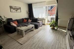 gemütliche Wohnung mit Balkon