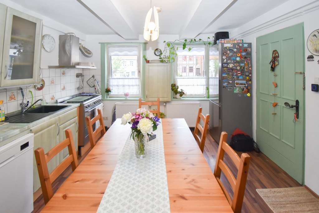 Immobilie in Bad Salzdetfurth - Historisches Reihenhaus mit PV-Anlage!!! - Bild 2