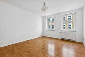 EINBAUKÜCHE VORHANDEN: 1 Raum-Wohnung mit Balkon - Magdeburg, Fermersleben – Fermersleben, Magdeburg, 39122 Magdeburg – Vorschaubild 3