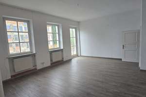 Stadtvilla mit Tradition – Eleganz und Präsenz – Die vollständige Adresse der Immobilie erhältst du vom Anbieter., 85077 Manching – Vorschaubild 14