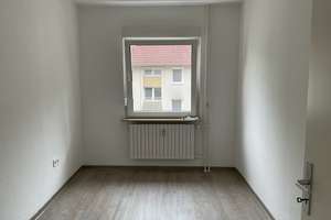 Sehr schöne Wohnung im Grünen eingebettet – An der Steinhalde 43, 44879 Dahlhausen, Bochum – Vorschaubild 4