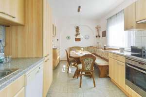 Wohnen nah am Stadtwald: 
Zweifamilienhaus am "Bölle" – Die vollständige Adresse der Immobilie erhältst du vom Anbieter., 64287 Darmstadt-Ost, Darmstadt – Vorschaubild 8