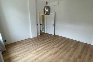 Stilvolles Wohnen in Pempelfort - frischrenovierte, teilmöblierte Altbauwohnung in ruhiger Lage – Goebenstrasse 1, 40477 Pempelfort, Düsseldorf – Vorschaubild 10