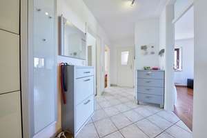 Sofort frei - Sanierte 3 Zimmer-Wohnung (83qm) mit EBK, Terrasse und Balkon in Untertürkheim – Rotenberger Steige 2, 70327 Gehrenwald, Stuttgart – Vorschaubild 21