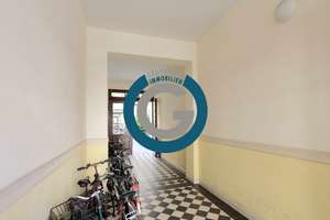 NÄHE VOLKSPARK FRIEDRICHSHAIN & HAUSBURGPARK - BEGEHRTER ALTBAUCHARAKTER - ZUR ZEIT VERMIETET – Kochhannstr. 38 kk, 10247 Friedrichshain, Berlin – Vorschaubild 1