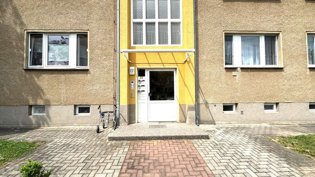 Immobilie in Dessau-Roßlau - Smart investieren oder entspannt wohnen – 2,5-Zimmer-Wohnung in ruhiger Lage! - Bild 2