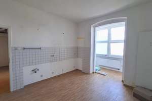 Tolle Etagen- Dachgeschosswohnung mit Nebenraum. Hier in Huttrop wohnt man gerne und zentral – Die vollständige Adresse der Immobilie erhältst du vom Anbieter., 45138 Huttrop, Essen – Vorschaubild 5