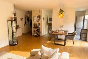 HOCHWERTIGE 3-RAUM-WOHNUNG MIT PARKETT, FUSSBODENHEIZUNG UND TOP-BÄDERN ***** – Am Wildpark  30, 40629 Ludenberg, Düsseldorf – Vorschaubild 3