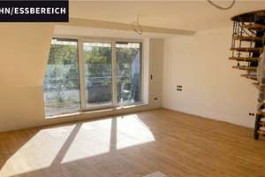 stilvolle Maisonettewohnung mit 120 m2,  mit vier Zimmern, 3 Balkonen in Krefeld Uerdingen