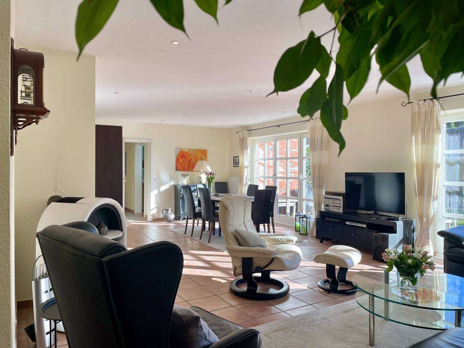 Immobilie in Wyk auf Föhr - Versetzte Bauweise mit Charakter - Ebenerdiges Einfamilienhaus in Wyk auf Föhr - Bild 3