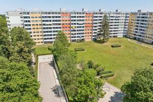 Leerstehende 2,5-Zimmer-Wohnung mit Balkon, Tiefgarage und attraktivem Umbaupotenzial in München – Strehleranger 00, 81735 Neuperlach, München – Vorschaubild 23