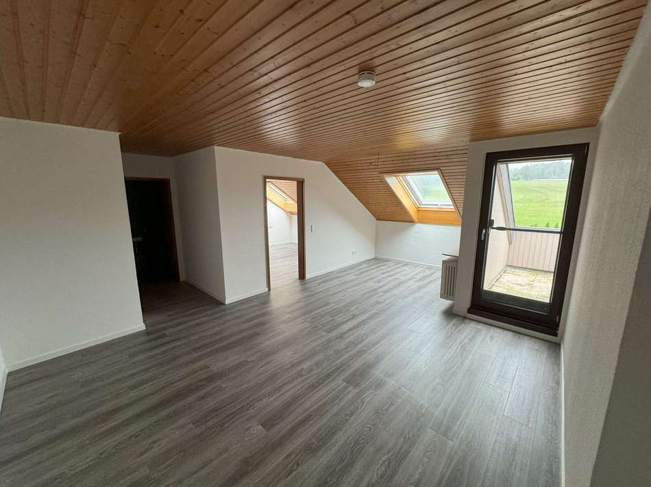 Wohn-Esszimmer, Wohnung 22, DG