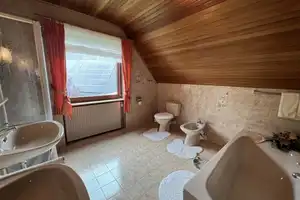 Gepflegtes 4-6-Zimmer-EFH mit PV, Vollkeller, Garage + Kachelofen in ruhiger Lage von Barsbüttel – Stormarn (Kreis) – Vorschaubild 17
