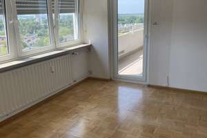 3-Zimmer-Wohnung über den Dächern von Freiburg-Betzenhausen, provisionsfrei, von Privat – 79114 Betzenhausen-Bischofslinde, Freiburg im Breisgau – Vorschaubild 7