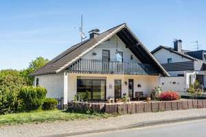 Einfamilienhaus in Top-Wohnlage von Heiligenhaus – Ruhig und familienfreundlich! – Die vollständige Adresse der Immobilie erhältst du vom Anbieter., 51491 Overath – Vorschaubild 3