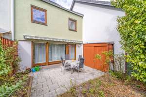 Reihenmittelhaus mit Garten & Garage in Erlangen-Büchenbach !
 – 91056 Büchenbach Nord, Erlangen – Vorschaubild 7