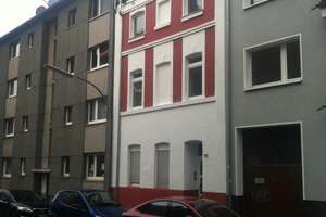 Schöne Dachgeschosswohnung mit Balkon