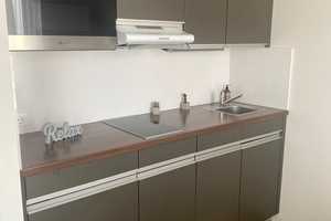 Dachgeschoss- Wohnung mit Terrasse, möbliert & ALL- INCLUSIVE Miete!- über den Dächern Düsseldorfs – Merziger Straße 19 a/b, 40476 Düsseldorf – Vorschaubild 3