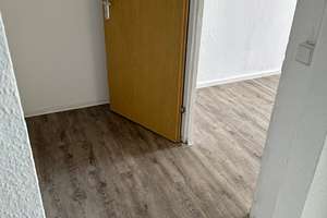 Freundliche 3 Raum Wohnung mit Balkon in Dresden – Conrad-Felixmüller-Str. 12, 1219 Strehlen, Dresden – Vorschaubild 4