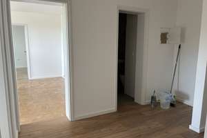 frisch renoviert und sonnendurchflutet:  3-Zimmer-Wohnung in Aubing – Wiesenthauer Straße 16, 81249 Aubing-Süd, München – Vorschaubild 22