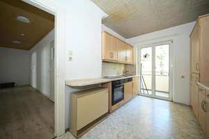 Zentrumsnahe 3-Zimmer-Wohnung mit Balkon - sofort verfügbar!
    Nürnberg - Tafelfeldstraße – Die vollständige Adresse der Immobilie erhältst du vom Anbieter., 90443 Steinbühl, Nürnberg – Vorschaubild 6