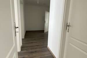 Stilvolle und helle 2-Zimmer-Wohnung mit Balkon in ruhiger Wohnlage von  Offenbach am Main – 63067 Messehalle, Offenbach am Main – Vorschaubild 11