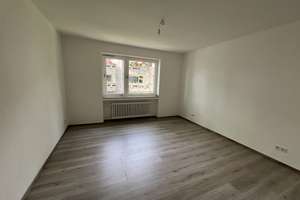 Zum Start - 2 Zi.-Whng.- modernes Wannenbad  - Balkon - Duisburg Rheinhausen – Werthauser Straße 131, 47226 Hochemmerich, Duisburg – Vorschaubild 5