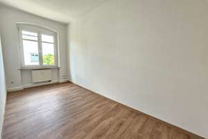 MD-Stadtfeld-Ost: 4-Zimmer-Wohnung mit Balkon – 39108 Stadtfeld Ost, Magdeburg – Vorschaubild 4