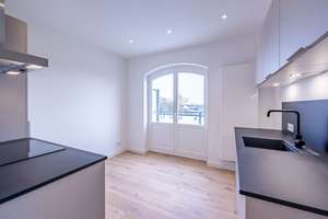 Licht. Lage. Balkon. Saniertes Altbaujuwel, 100 Meter zur Alster. – Die vollständige Adresse der Immobilie erhältst du vom Anbieter., 22087 Hohenfelde, Hamburg – Vorschaubild 3