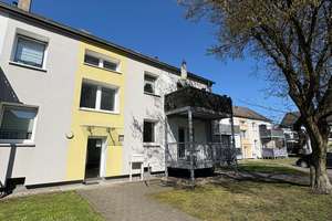 Attraktive 3-Zimmer-Wohnung im Erdgeschoss – Balkon & Wohlfühlcharakter