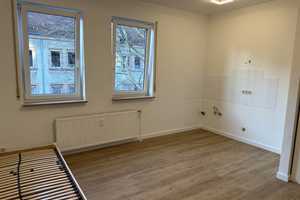 Renovierte und teilmöblierte 1-Zimmer Wohnung nahe U-Bahn Station – Kreutzerstrasse 49, 90439 Nürnberg – Vorschaubild 1
