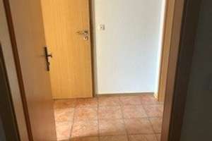 Charmante Wohnung in ruhiger Lage von Oberhausen-Biefang – kompakte 39 m² mit guter Anbindung – Biefangstr. 106, 46149 Schwarze Heide, Oberhausen – Vorschaubild 2